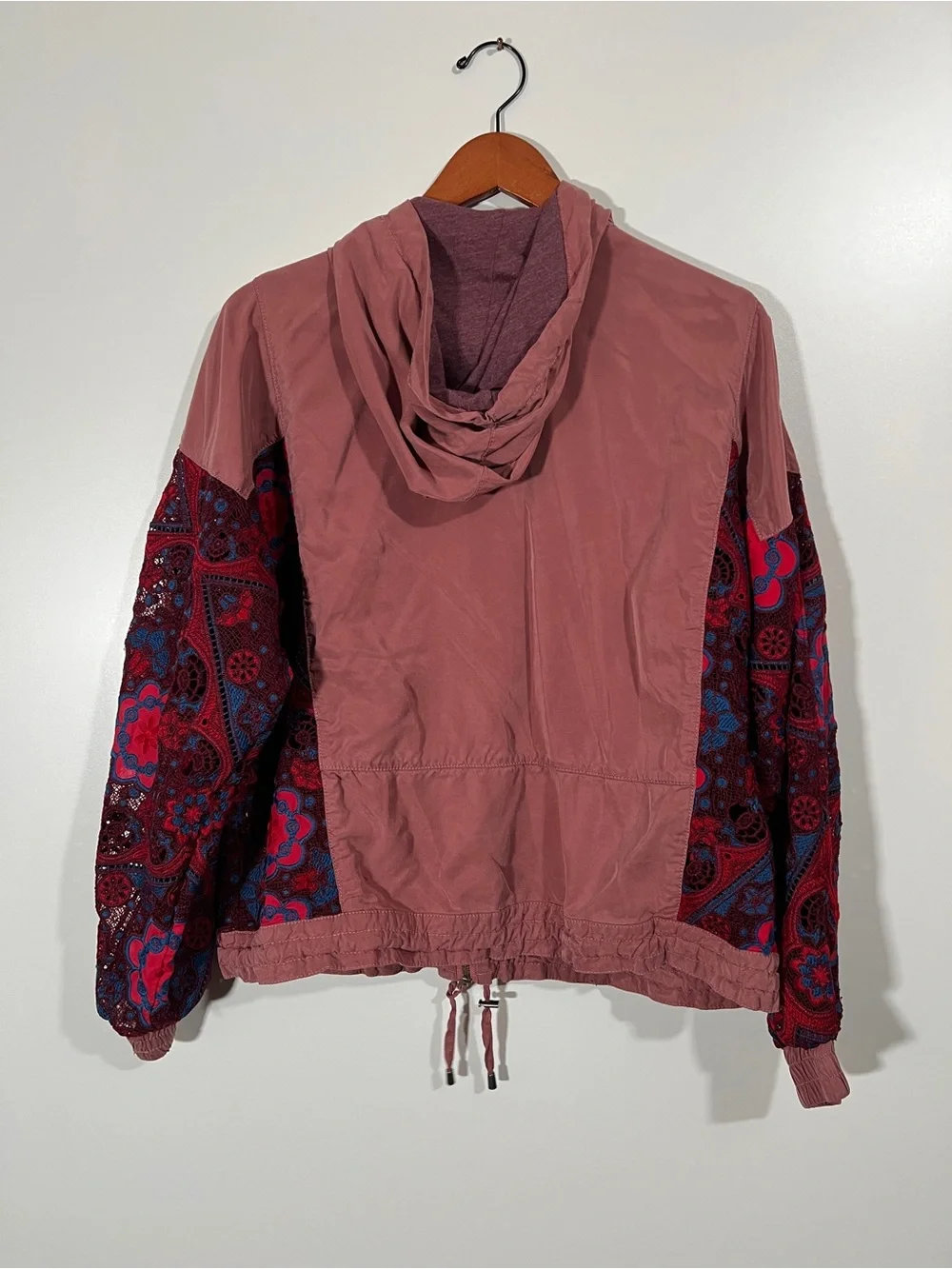 Free People Magpie Embroidered Lace Sleeve Jacket Size Small Baggy Fit Pink Blue